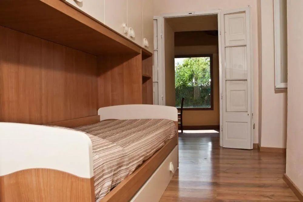Villa Zara Siena 2*,