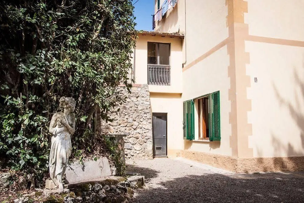 Villa Zara Siena 2*,